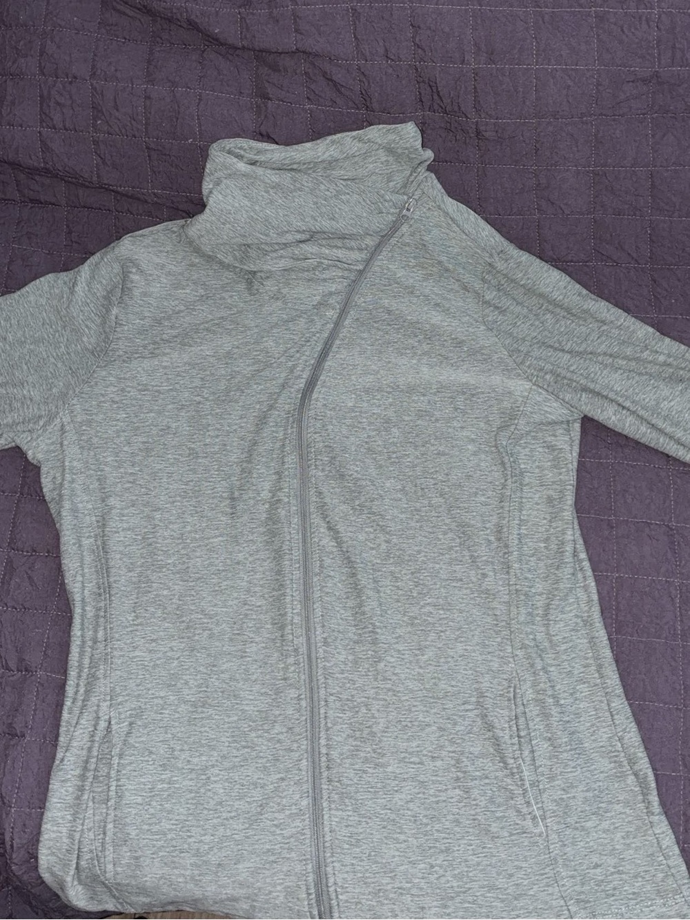 Light Gray Women’s Zip-Front Cozy Sweater